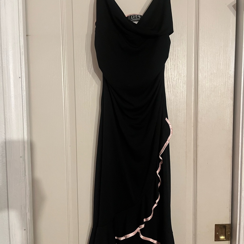 Y2K City Triangles Black and Pink Dress Juniors Medium